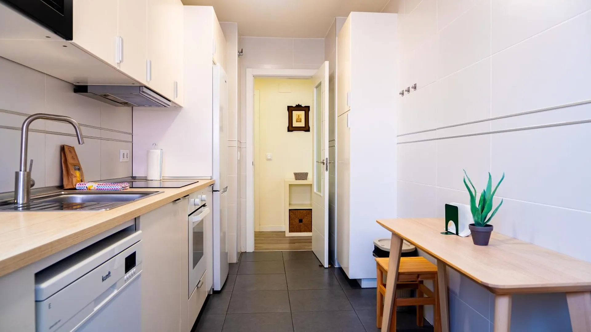 Apartment With Pool-2Bedrooms 2Bathrooms-Malaga