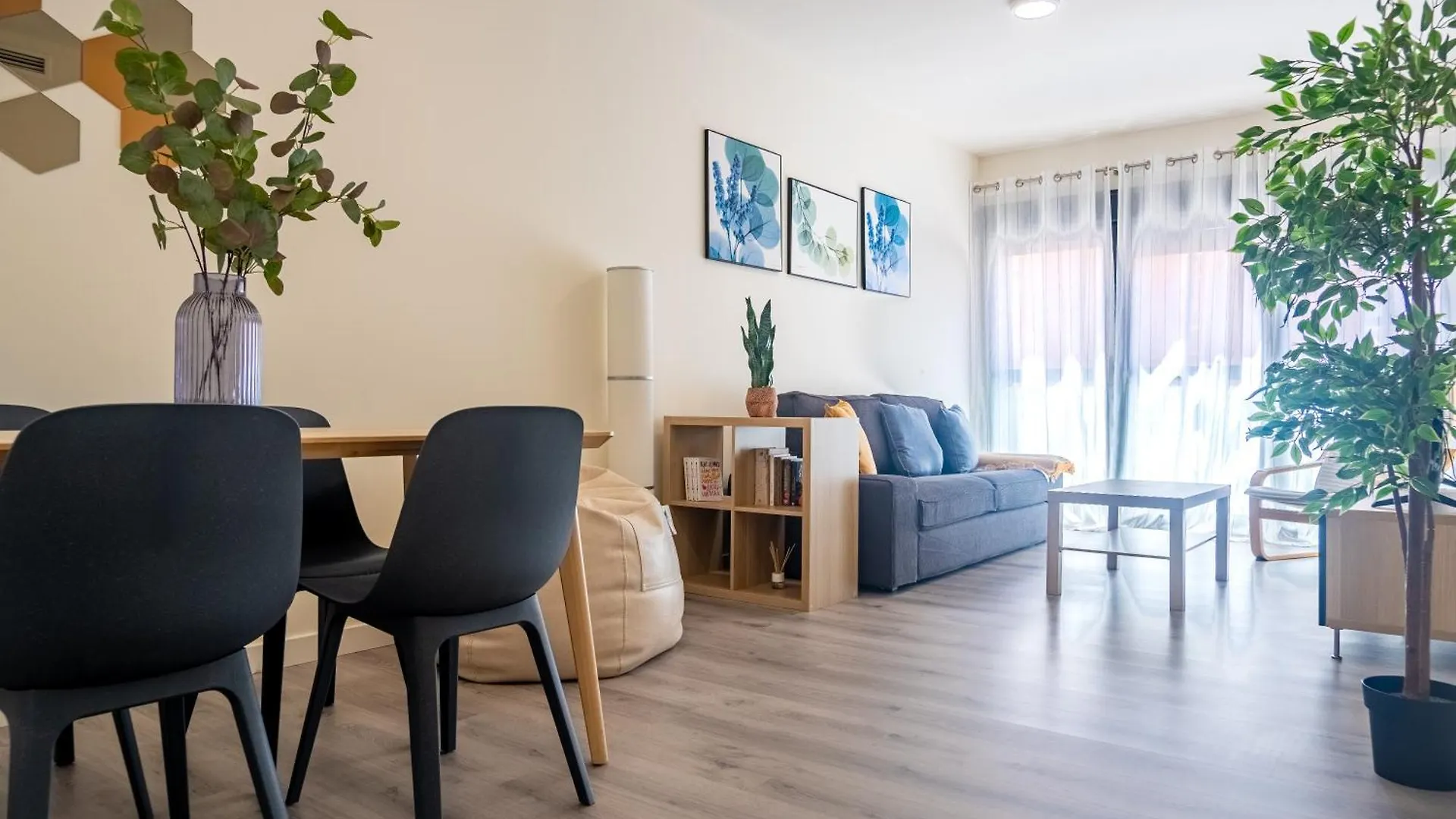 Apartment With Pool-2Bedrooms 2Bathrooms-Malaga